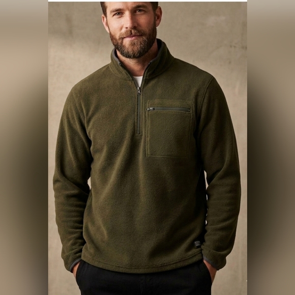 Izod Other - Izod Men's Zip Up Sweater in Dark Olive